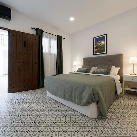 Casa Comfortable Air-conditioned Modern (adults Only) Apartment