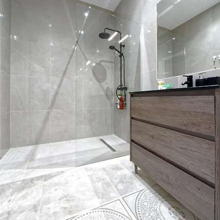 Apartment Casa Comfortable Air-conditioned Modern (adults Only) *