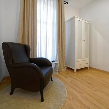 Casa Comfortable Air-conditioned Modern (adults Only) Apartment *