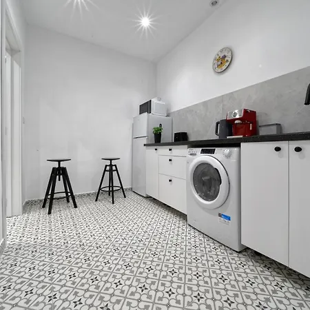 Casa Comfortable Air-conditioned Modern (adults Only) *