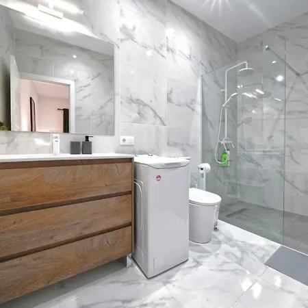Casa Comfortable Air-conditioned Modern (adults Only) Apartmán